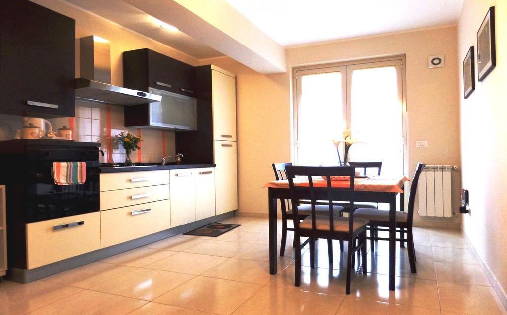 Nerissa Holiday Apartment Milazzo Bagian luar foto