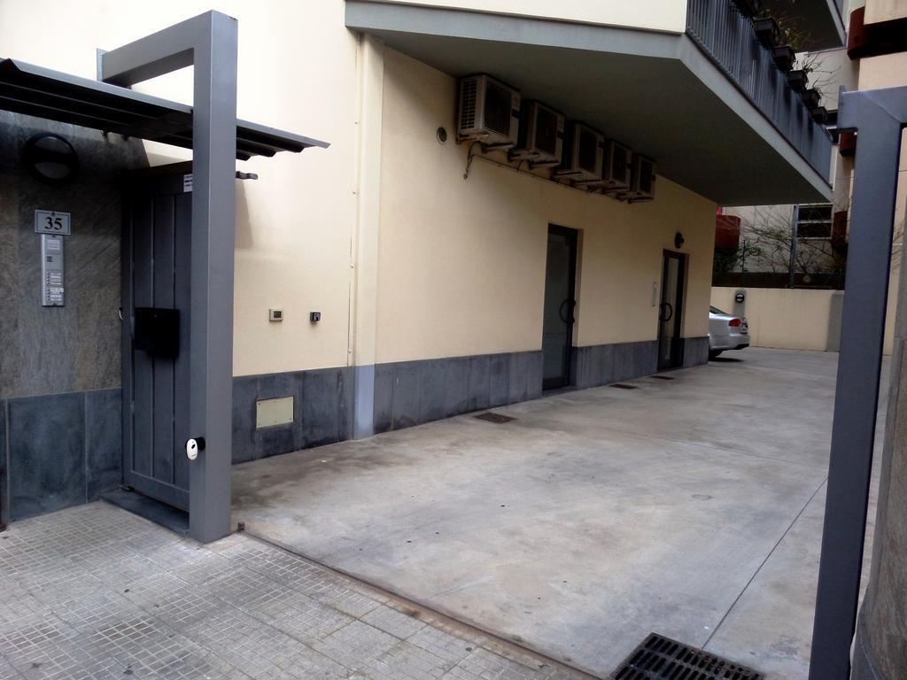 Nerissa Holiday Apartment Milazzo Bagian luar foto