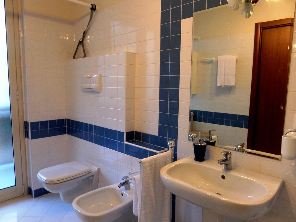 Nerissa Holiday Apartment Milazzo Bagian luar foto